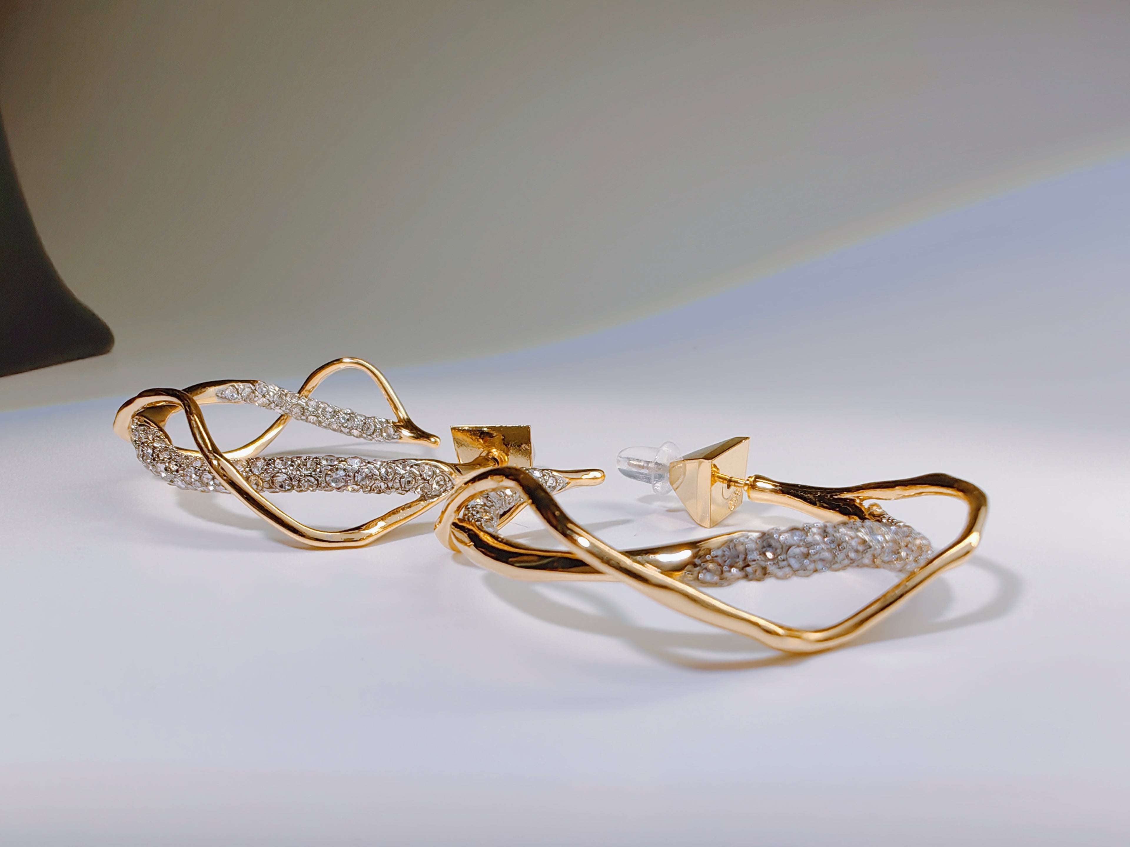Pavé Crystal Wavy Gold Statement Hoops