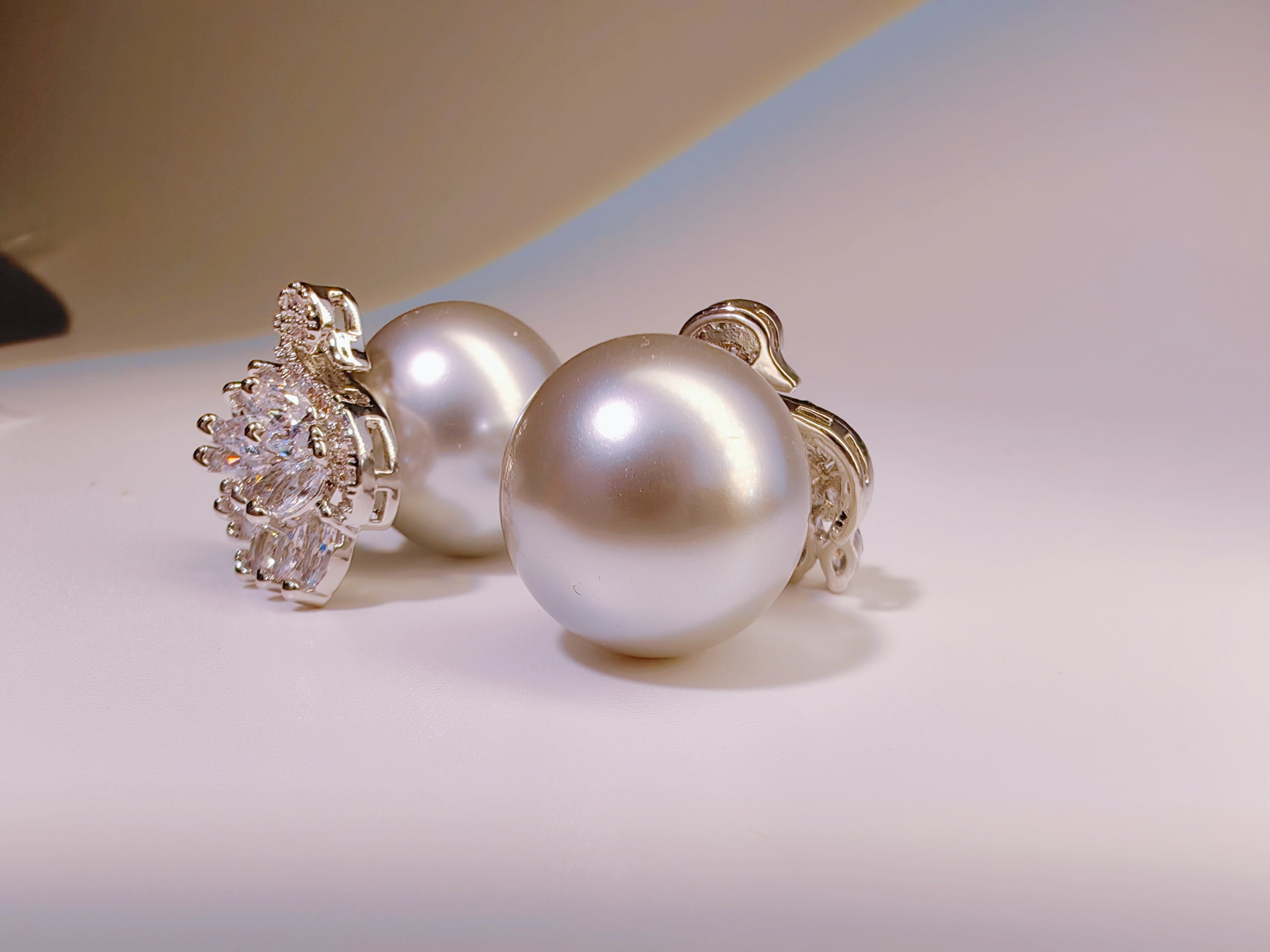 Cubic Zirconia Swan & Faux Pearl Reversible Studs